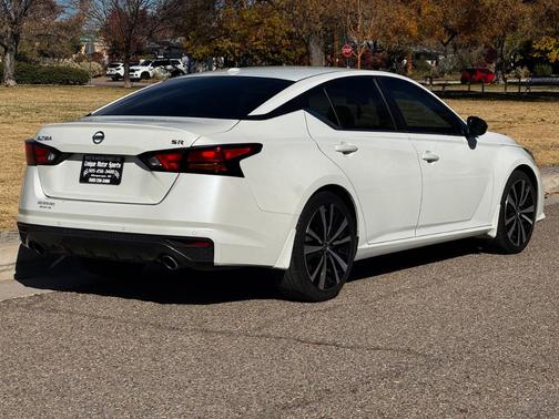 2022 Nissan Altima 2.5 SR