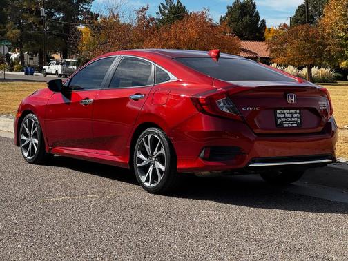 2019 Honda Civic Touring