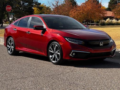 2019 Honda Civic Touring