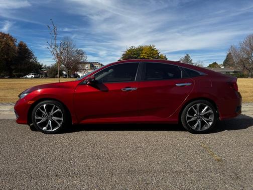 2019 Honda Civic Touring