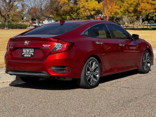 2019 Honda Civic Touring