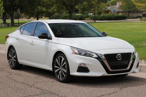 2022 Nissan Altima 2.5 SR