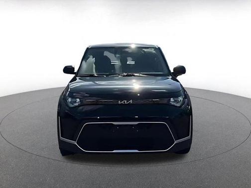 Fusion Black 2025 Kia Soul LX