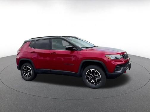 Red Hot Pearlcoat 2025 Jeep Compass Trailhawk