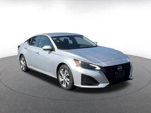 2023 Nissan Altima S FWD