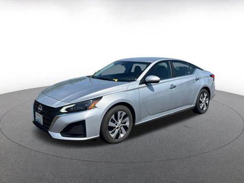 2023 Nissan Altima S FWD