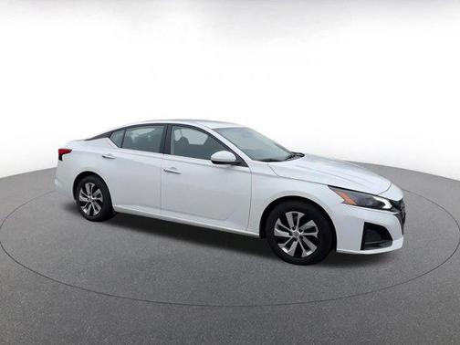 2023 Nissan Altima S FWD