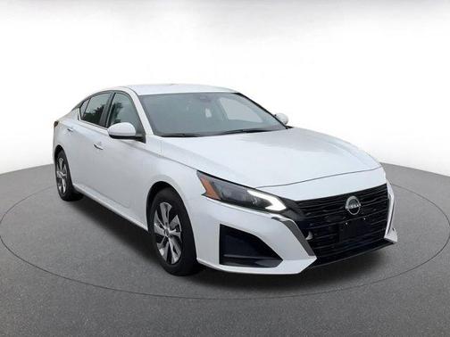 2023 Nissan Altima S FWD