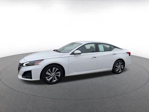 2023 Nissan Altima S FWD