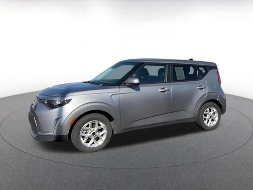Steel Gray 2025 Kia Soul LX