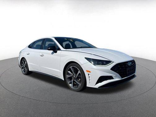 2023 Hyundai SONATA SEL Plus