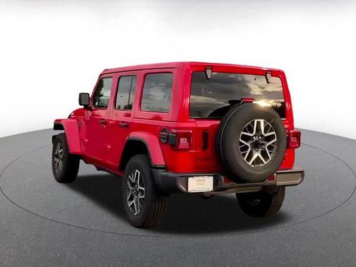 2025 Jeep Wrangler 4-Door Sahara 4x4