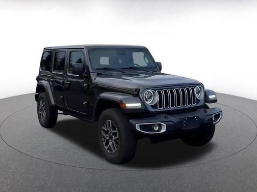2025 Jeep Wrangler 4-Door Sahara 4x4