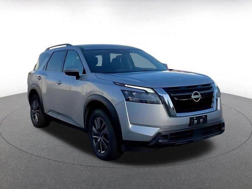 2025 Nissan Pathfinder SV FWD