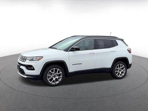 Bright White Clearcoat 2025 Jeep Compass Limited