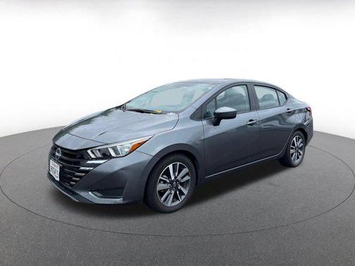 2023 Nissan Versa 1.6 SV