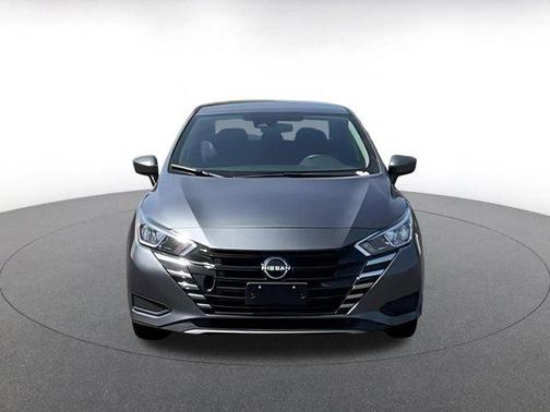 2023 Nissan Versa 1.6 SV