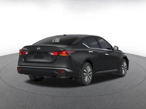 Super Black 2025 Nissan Altima SV FWD