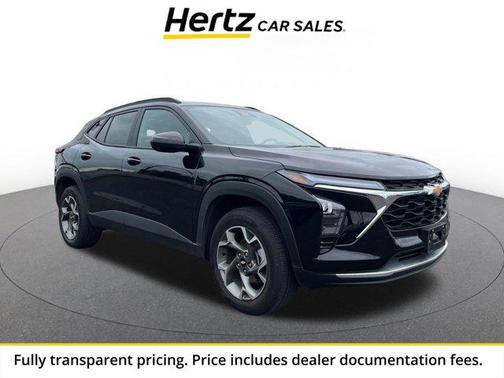 Mosaic Black Metallic 2025 Chevrolet Trax LT