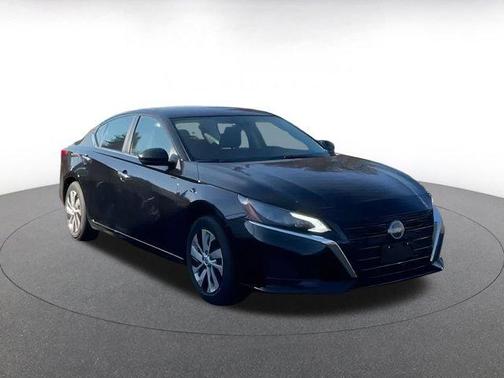 2023 Nissan Altima S FWD