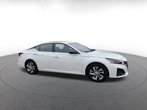 2024 Nissan Altima S FWD