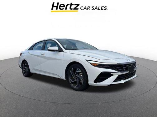 2025 Hyundai ELANTRA SEL