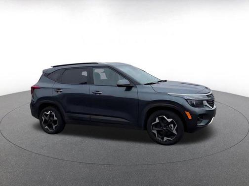 Gravity Gray 2025 Kia Seltos S