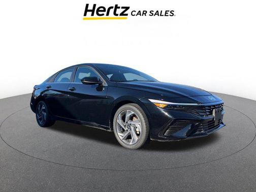 2025 Hyundai ELANTRA SEL