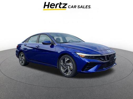 2025 Hyundai ELANTRA SEL