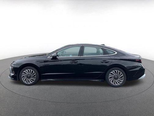 2024 Hyundai SONATA Hybrid SE