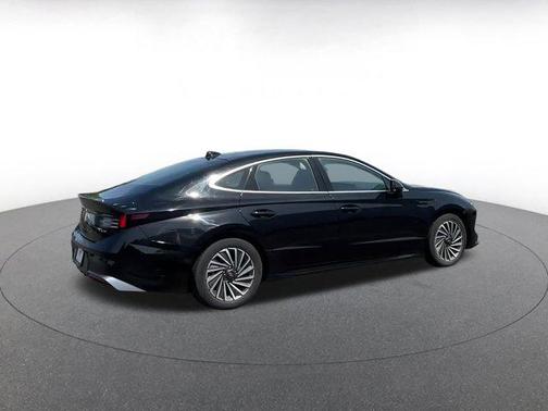 2024 Hyundai SONATA Hybrid SE