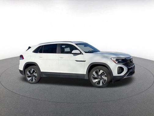 2024 Volkswagen Atlas Cross Sport 2.0T SE w/Technology 4MOTION