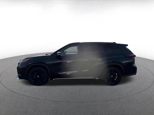 Midnight Black Metallic 2025 Toyota Highlander XSE