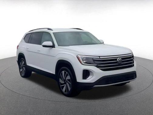 2025 Volkswagen Atlas 2.0T SE w/Technology 4MOTION