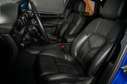 2018 Porsche Macan AWD