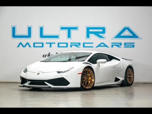 WHITE 2015 Lamborghini Huracan LP610-4