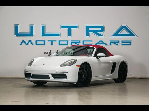 WHITE 2017 Porsche 718 Boxster Roadster
