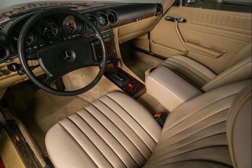 1985 Mercedes-Benz 380SL 