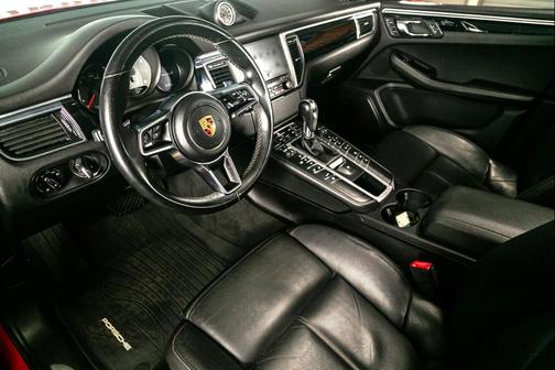 2018 Porsche Macan S