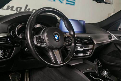 WHITE 2019 BMW 540 540i Sedan