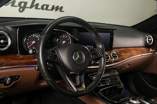 WHITE 2017 Mercedes-Benz E-Class 4MATIC