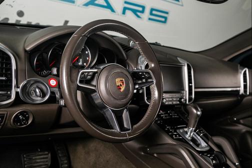 2017 Porsche Cayenne Cayenne