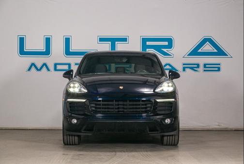2017 Porsche Cayenne Cayenne
