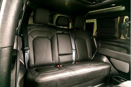 2023 Land Rover Defender 90 75th Edition