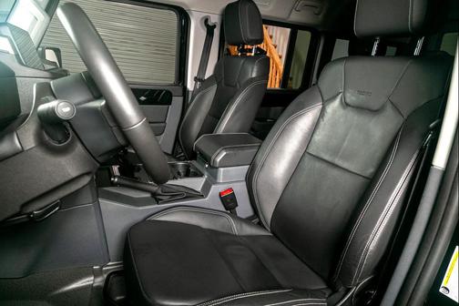 2024 INEOS Grenadier AWD