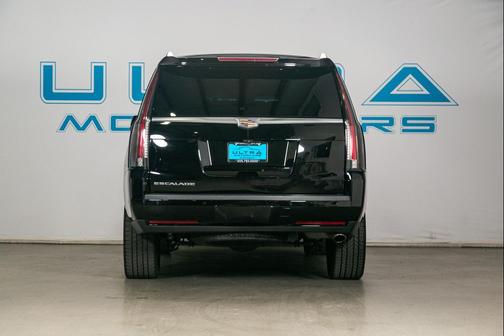 2018 Cadillac Escalade Premium Luxury