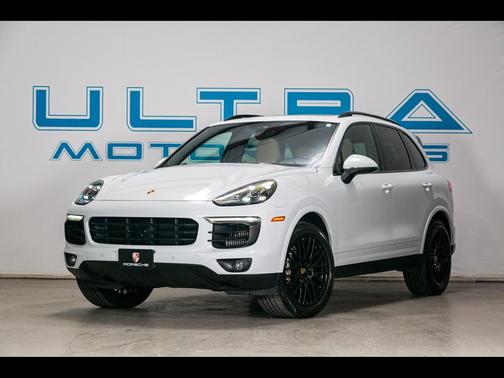 2016 Porsche Cayenne Cayenne
