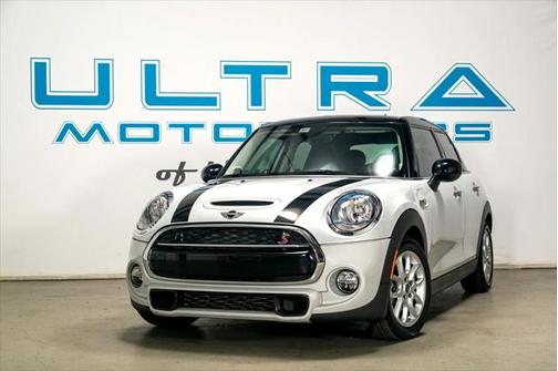 2017 MINI Hardtop Cooper S