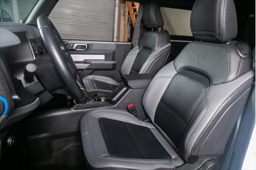 2022 Ford Bronco Black Diamond