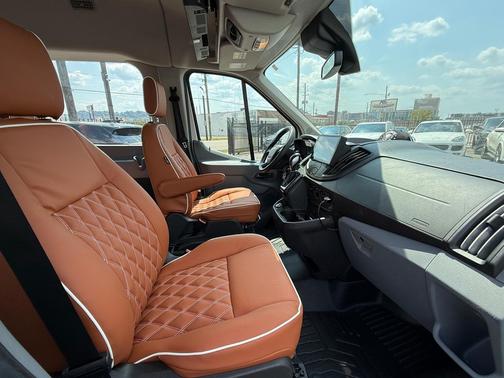 2018 Ford Transit-350 XL